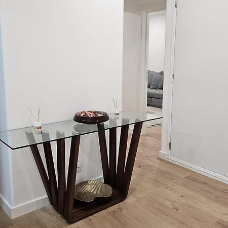 Apartamento T3 Em Lisboa/ Келуш Екстер'єр фото