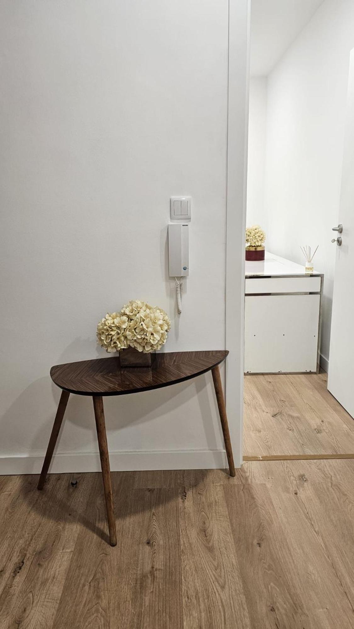 Apartamento T3 Em Lisboa/ Келуш Екстер'єр фото